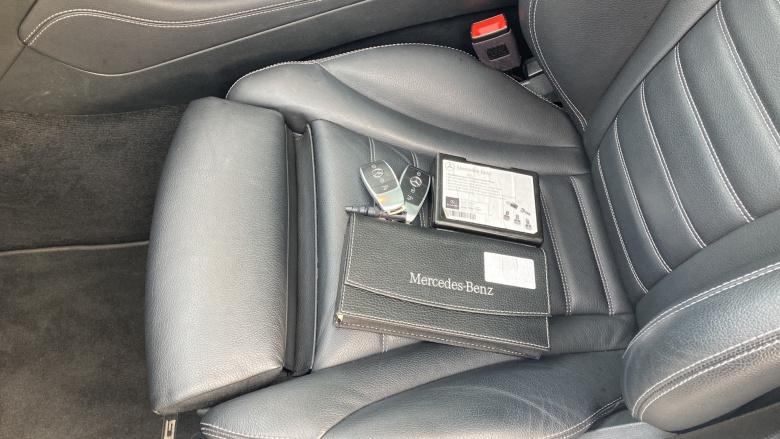 Mercedes-Benz GLC 300d 4Matic AMG Line Premium Pls 5dr 9G-Tronic Diesel Estate